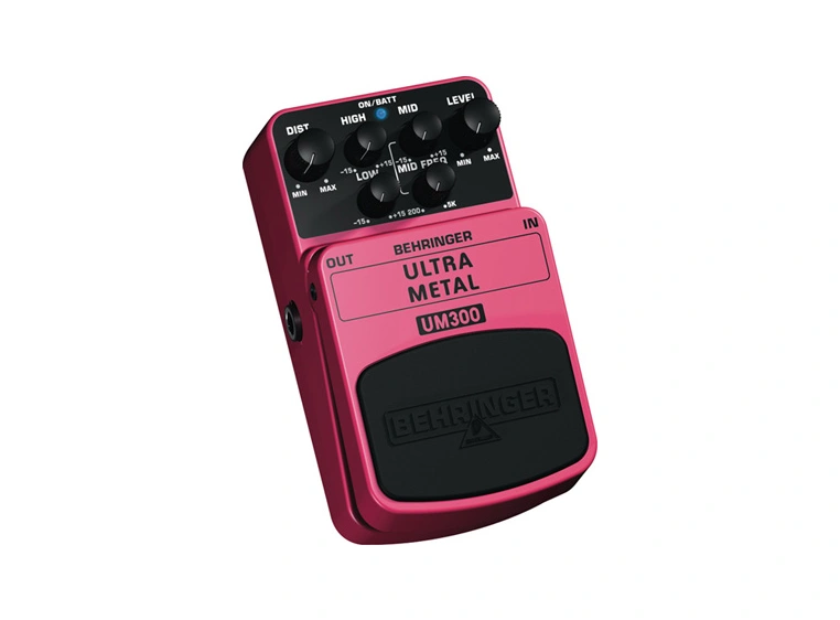 Behringer UM300 - ULTRA METAL 